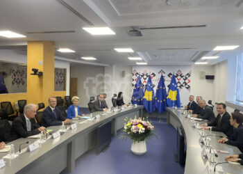 Von der Leyen pritet në Qeveri nga Kurti