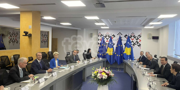 Von der Leyen pritet në Qeveri nga Kurti