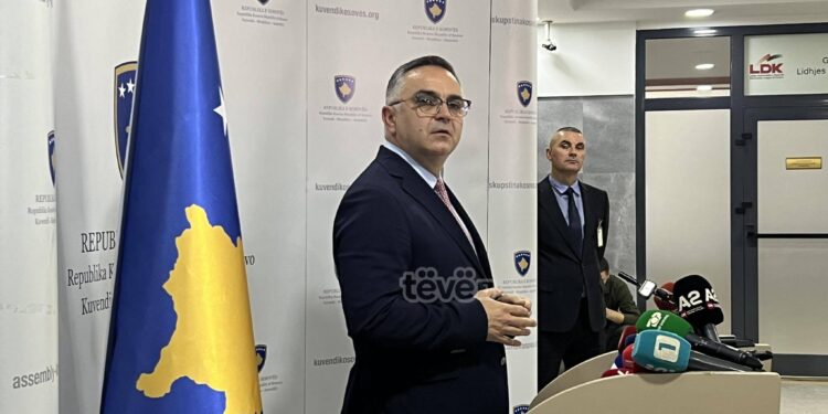 Tahiri: Qeveria Kurti e ka kthyer Kosovën prapa, s’e ka kryer asnjë punë
