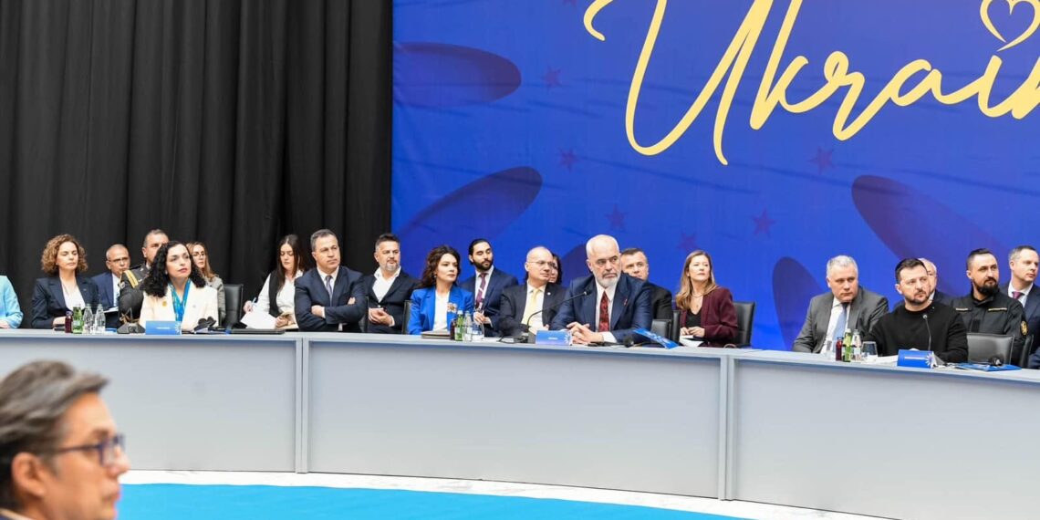 Osmani përfaqëson Kosovën në Samitin Ukrainë – Evropë Juglindore në Dubrovnik