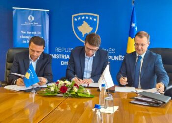 Nënshkruhen dy marrëveshje të grantit me vlerë 1 milion euro për energji efiçiente në Prizren