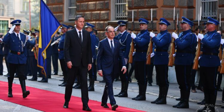 Begaj: Shqipëria mbështet sovranitetin dhe integritetin territorial të Bosnjës