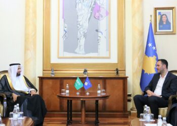 Konjufca takon ministrin e Arabisë Saudite, flasin për lehtësimin e udhëtimit të qytetarëve në të dyja vendet