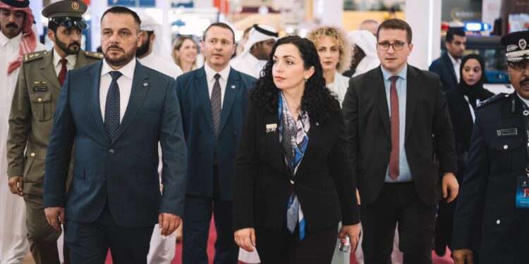 Osmani dhe Maqedonci vizitojnë Ekspozitën dhe Konferencën Globale për Sigurinë Kombëtare dhe Sigurinë Publike në Doha