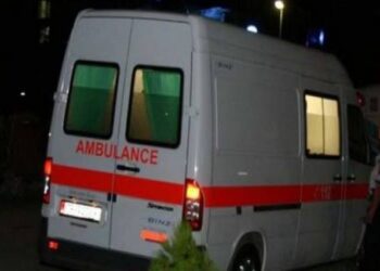 Protesta në Tiranë, gruaja lind foshnjën në makinë për shkak të trafikut të bllokuar