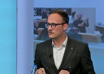 Hyseni: Bllokimi në komunë është për fajin e Kuvendit