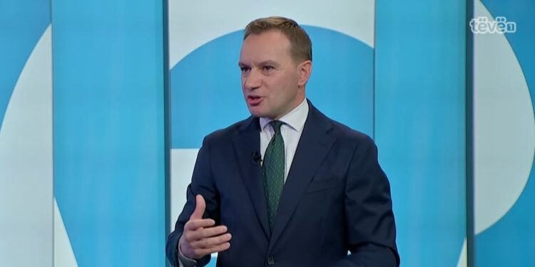 Zogaj: LVV e PDK po bllokojnë Prishtinën, rrezikojmë t’i humbim rreth 9 milionë euro