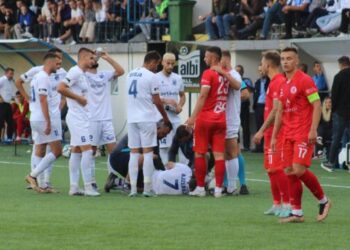 Derbi i Gjilanit, kryendeshja e së shtunës