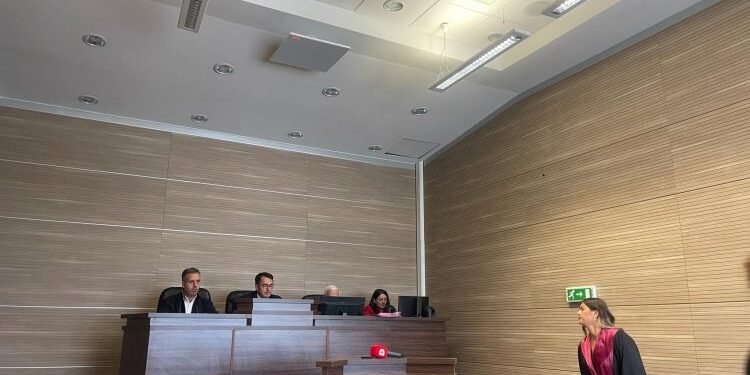 Ndërpritet seanca e Apelit ndaj Glauk Konjufcës për hedhjen e gazit lotsjellës në Kuvend