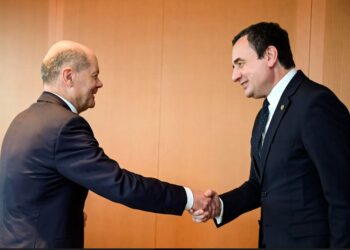 Kurti në takim me Scholz kërkon mbështetje për heqjen e masave ndaj Kosovës