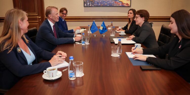 Gërvalla takon ambasadorin Orav: Kosova pret trajtim me urgjencë të kërkesës për anëtarësim në BE