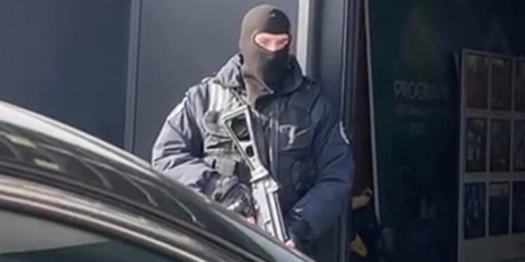 FAST arreston një shtetas të Maqedonisë Veriore, ishte në kërkim ndërkombëtar