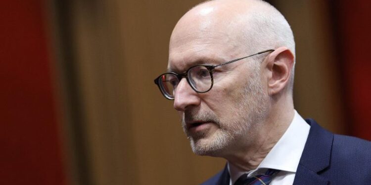 Ambasadori francez mirëpret vendimin e Qeverisë për mallrat serbe