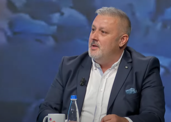 Protestat studentore – Sinani: Studentët s’e dëgjuan Rugovën, zgjuan besimin e humbur te partitë