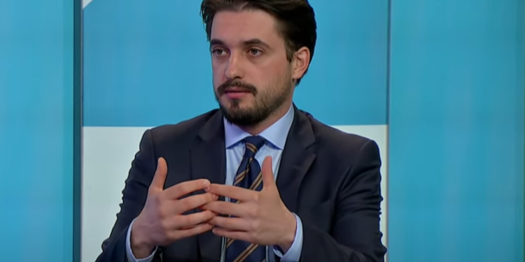 “Pa fusnotë?’’, “Kosova si Republikë’’ – Gjyshinca tregon si do paraqitet shteti në Procesin e Berlinit