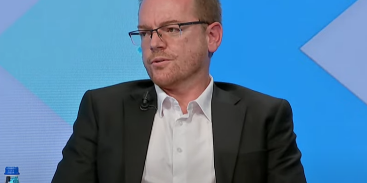 Vokrri: Haradinaj po shpërfaqet para publikut si dikush që e ka humbë shëndetin mendor