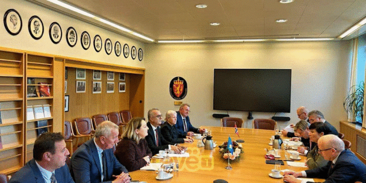 Në takimin e Komisionit për Çështje të Sigurisë dhe Mbrojtjes në Norvegji u diskutua për situatën në veri