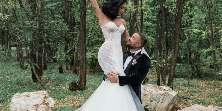 Dafina Zeqiri publikon fotografitë e martesës