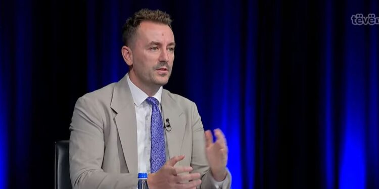 Xani tregon pse VV-ja po e mbron Kusarin pas publikimit të audio-incizimeve