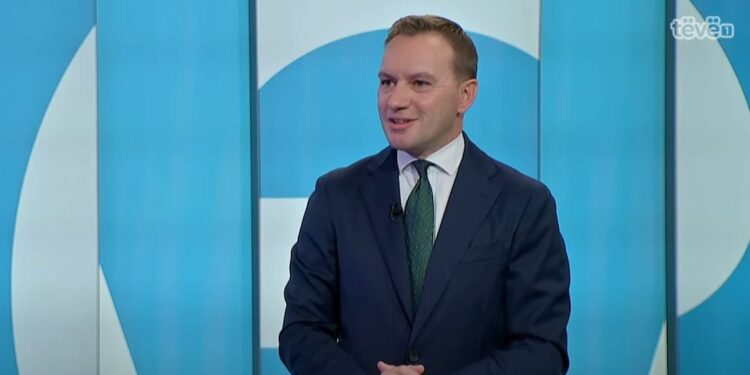 Zogaj: LVV e PDK po bllokojnë Prishtinën, rrezikojmë t’i humbim rreth 9 milionë euro