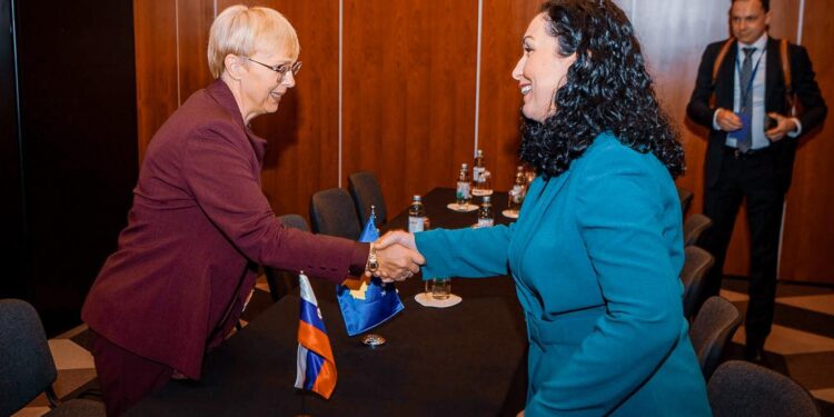 Osmani takohet me homologen sllovene, të përkushtuara për vazhdimin e aleancës mes vendeve