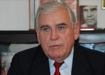 Miratimi i ligjeve të Serbisë për Kosovën, Vllasi: Janë qesharake, shteti serb e di këtë