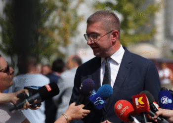 Mickoski kërkon durim për procesin e integrimit në BE