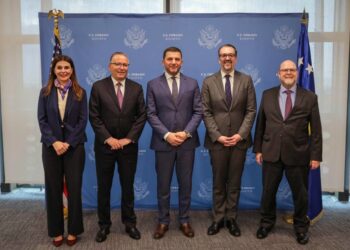 Kasanof takohet me Krasniqin dhe Haradinajn, diskutojnë për zhvillimet në Kosovë dhe rajon