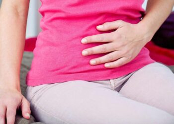 Si të shmangni dhimbjet e stomakut në vjeshtë – tri kura natyrale