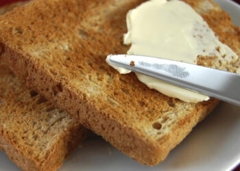 Ushqimet që përkeqësojnë ndjeshëm simptomat e diarresë