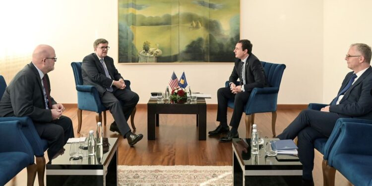 Hovenier thotë se në takimet me krerët e Qeverisë patën biseda të rëndësishme