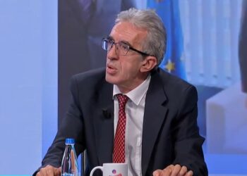 Koci: Kosova duhet të heq dorë nga njohja prej Serbisë, të ketë planin B