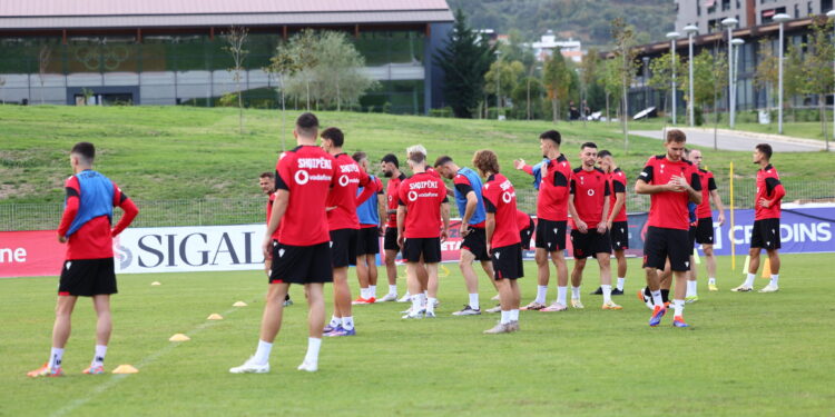 Shqipëria mbyll përgatitjet për duelin me Çekinë