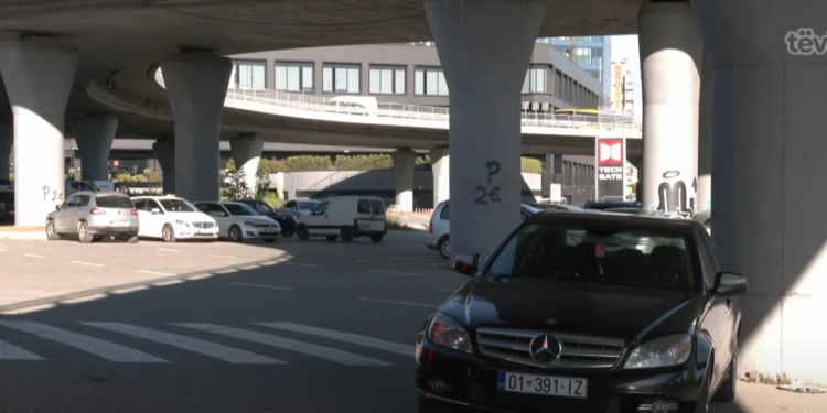 Si ndodhi gjuajtja me armë zjarri mes 13 personave afër një diskoteke në Prishtinë?