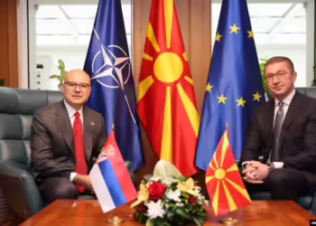 Vuçeviq e Mickoski nënshkruajnë marrëveshje për gazin