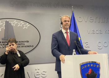 Orav: Borrell ka rekomanduar heqjen e masave, pas reformave do t’ju mbështesim me fonde