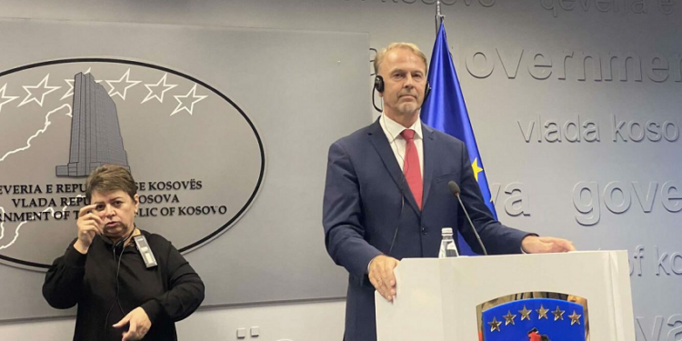 Orav: Borrell ka rekomanduar heqjen e masave, pas reformave do t’ju mbështesim me fonde