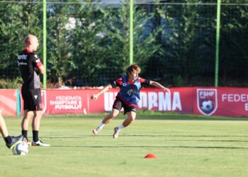 Sylvinho fton Fetain