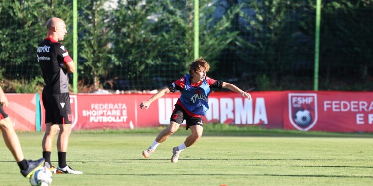 Sylvinho fton Fetain