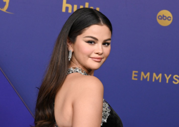 Selena Gomez arrin statusin e miliarderes falë markës së saj “Rare Beauty”