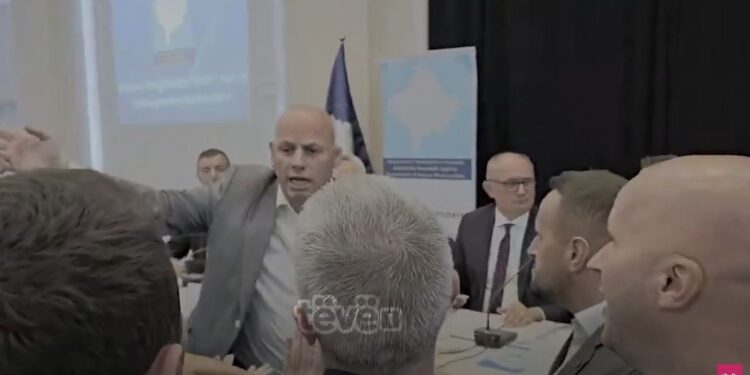 Pse erdhi deri te përleshja fizike mes Lladrovcit e Rahimajt?