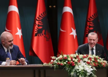 Erdogan sot viziton Shqipërinë