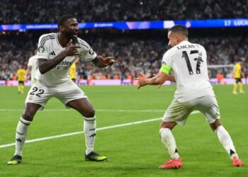 Reali fiton me rikthim të madh ndaj Dortmundit