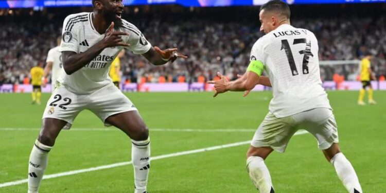 Reali fiton me rikthim të madh ndaj Dortmundit