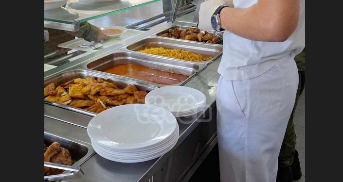 Ministria e Mbrojtjes: Të gjitha kuzhinat në kazermat e FSK-së janë duke funksionuar si çdo herë tjetër