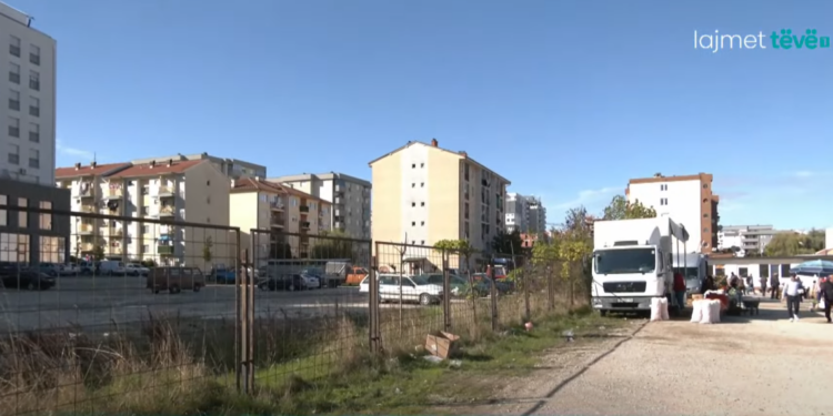 ‘’Mashtrim e eskivim të ligjit për prona publike’’ – Opozita në Skenderaj fajëson komunën