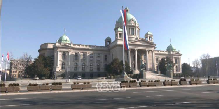 Vlerësohet se s’mund të implementohet vendimi i Serbisë për ndjekjen e veprave penale që kryhen në Kosovë