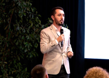 ​Rahimaj: Asociacioni i Komunave të Kosovës – “kazan” politik që sulmon VV-në