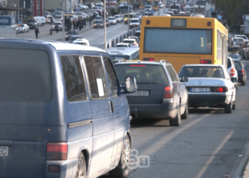 Kolonat në Prishtinë – Vetëm 55 policë përkujdesen për trafikun