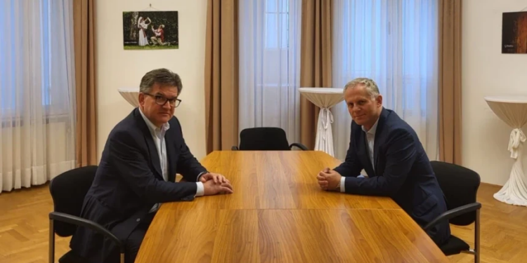 Nis takimi i Lajçakut me Bislimin